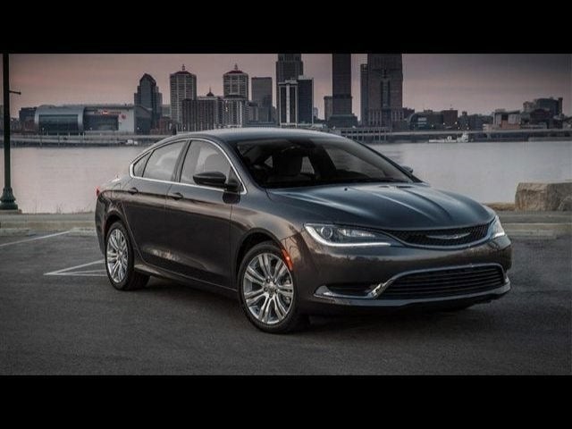 Used 2015 Chrysler 200 Limited with VIN 1C3CCCAB1FN615288 for sale in Green Bay, WI