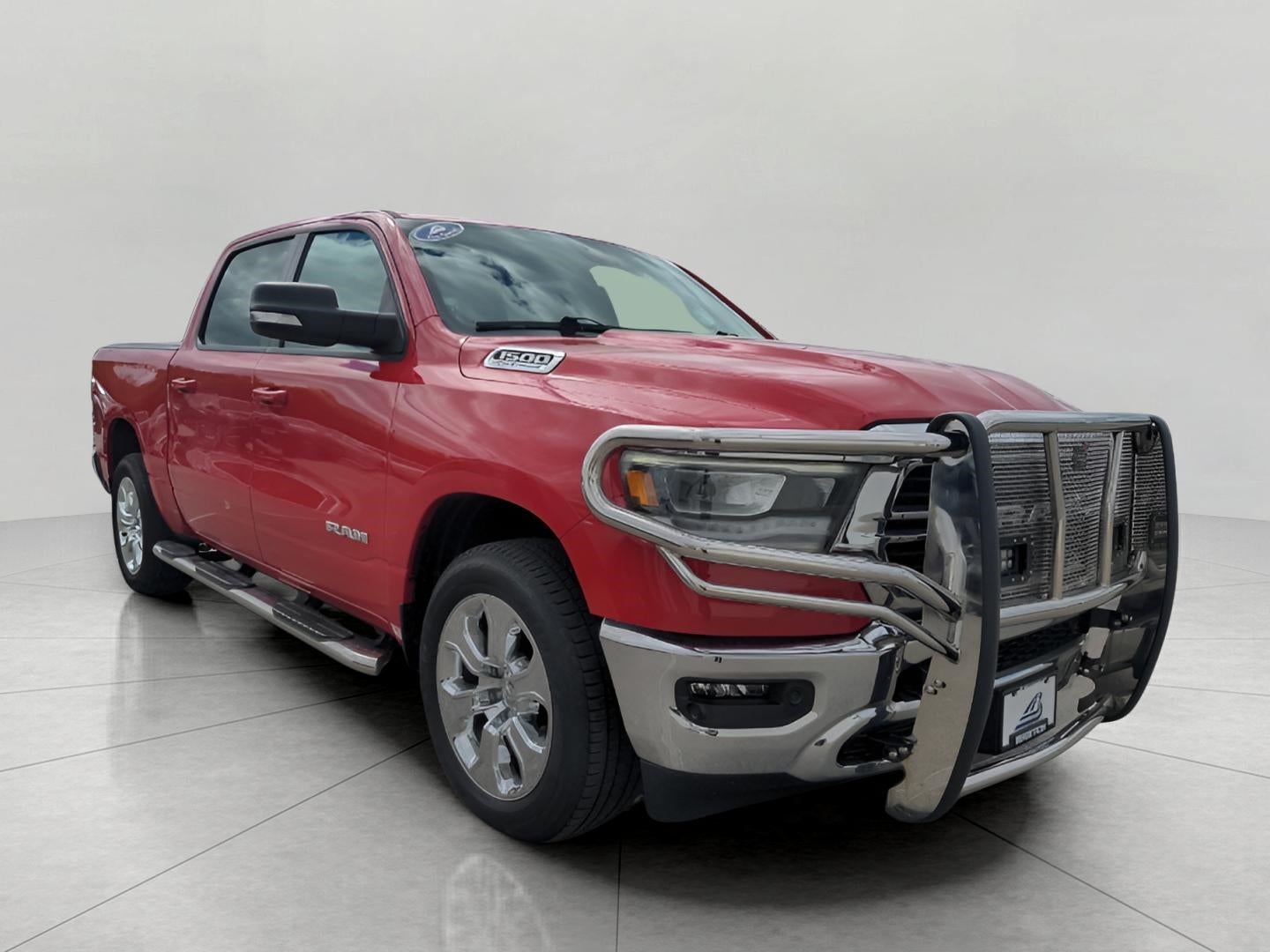 2021 RAM 1500 Big Horn/Lone Star 4x4 Crew Cab 5'7's photo