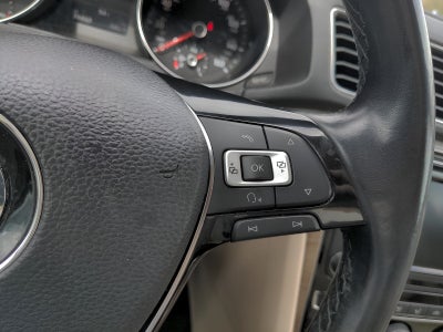 2017 Volkswagen Passat 1.8T SE w/Technology