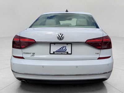 2017 Volkswagen Passat 1.8T SE w/Technology