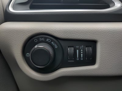 2024 Chrysler Voyager LX