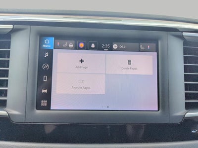 2024 Chrysler Voyager LX