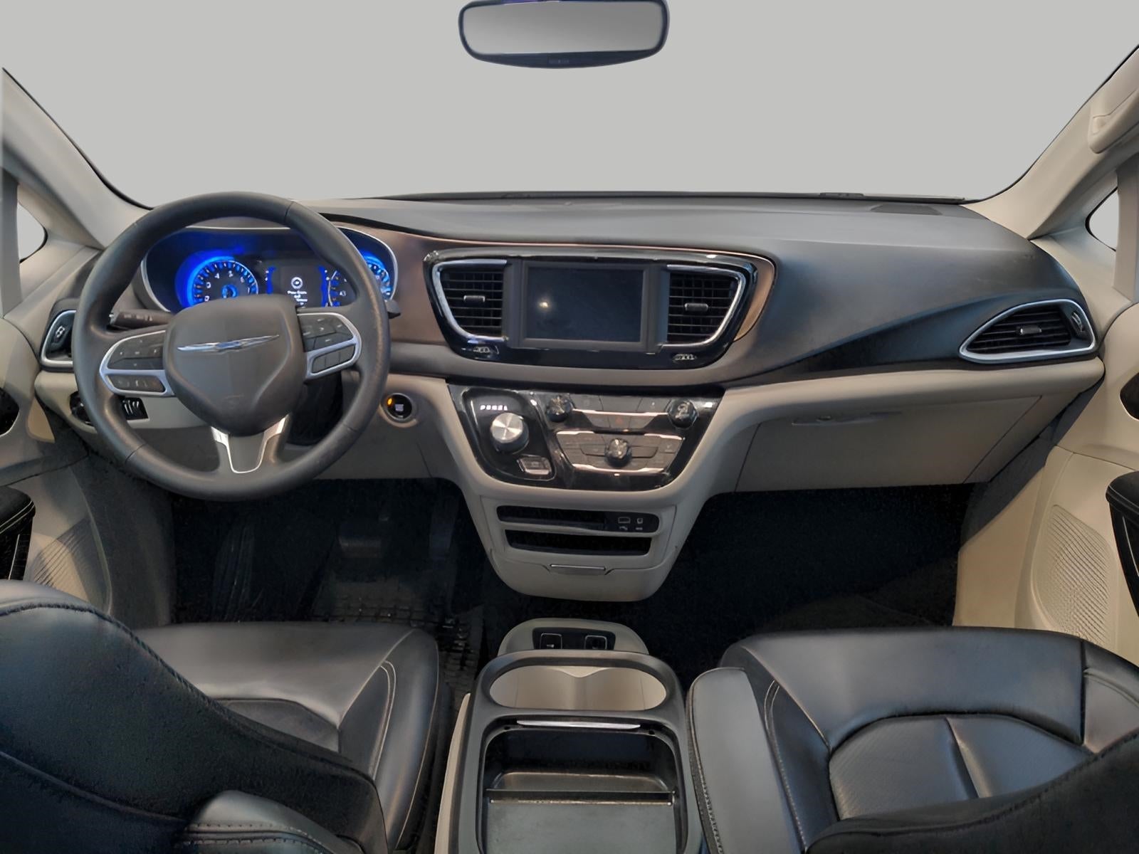 2020 Chrysler Voyager LXI