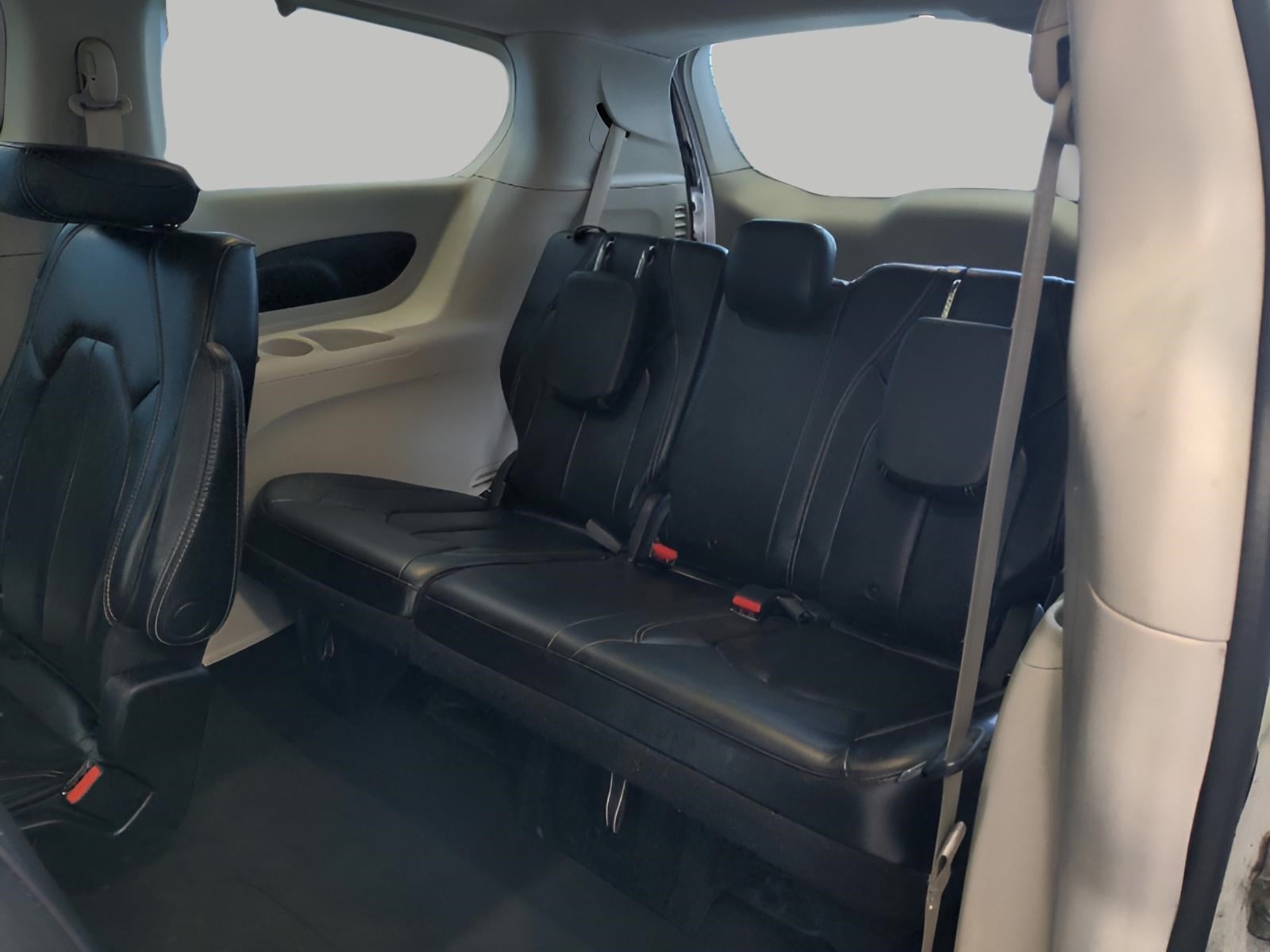 2020 Chrysler Voyager LXI