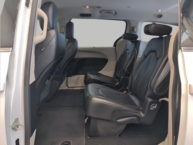 2020 Chrysler Voyager LXI