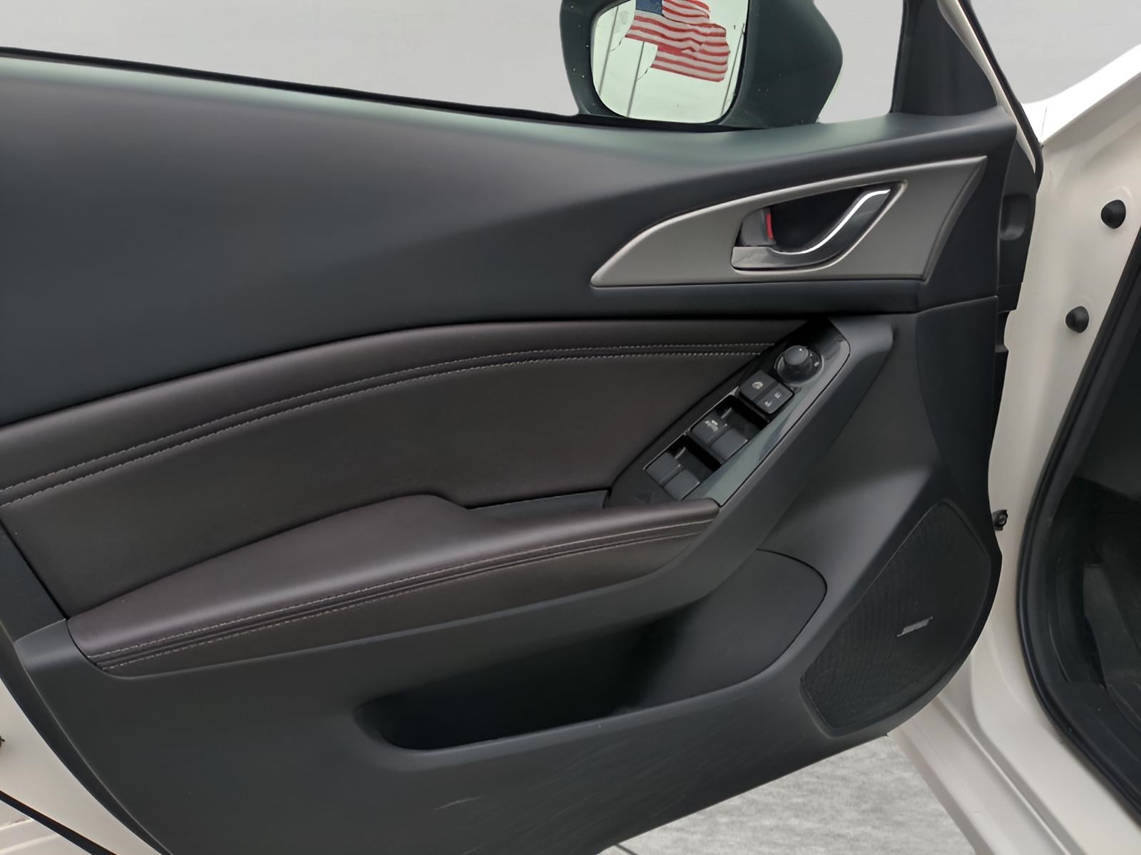 2018 Mazda Mazda3 5-Door Touring