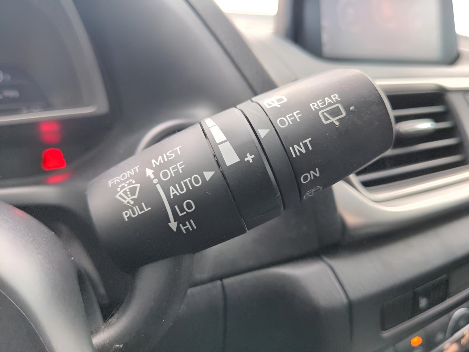 2018 Mazda Mazda3 5-Door Touring