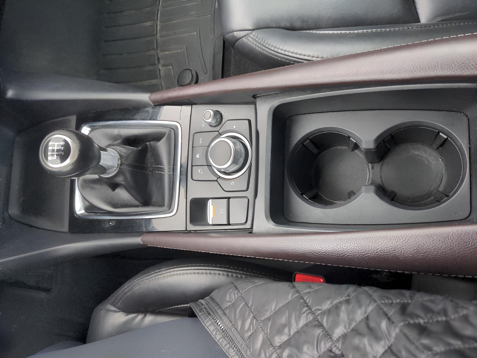 2018 Mazda Mazda3 5-Door Touring