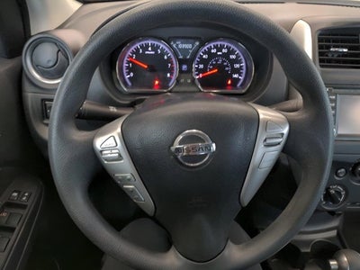 2016 Nissan Versa SV