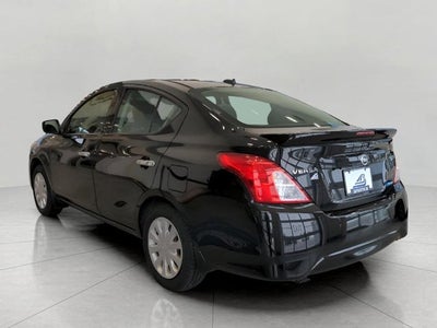 2016 Nissan Versa SV