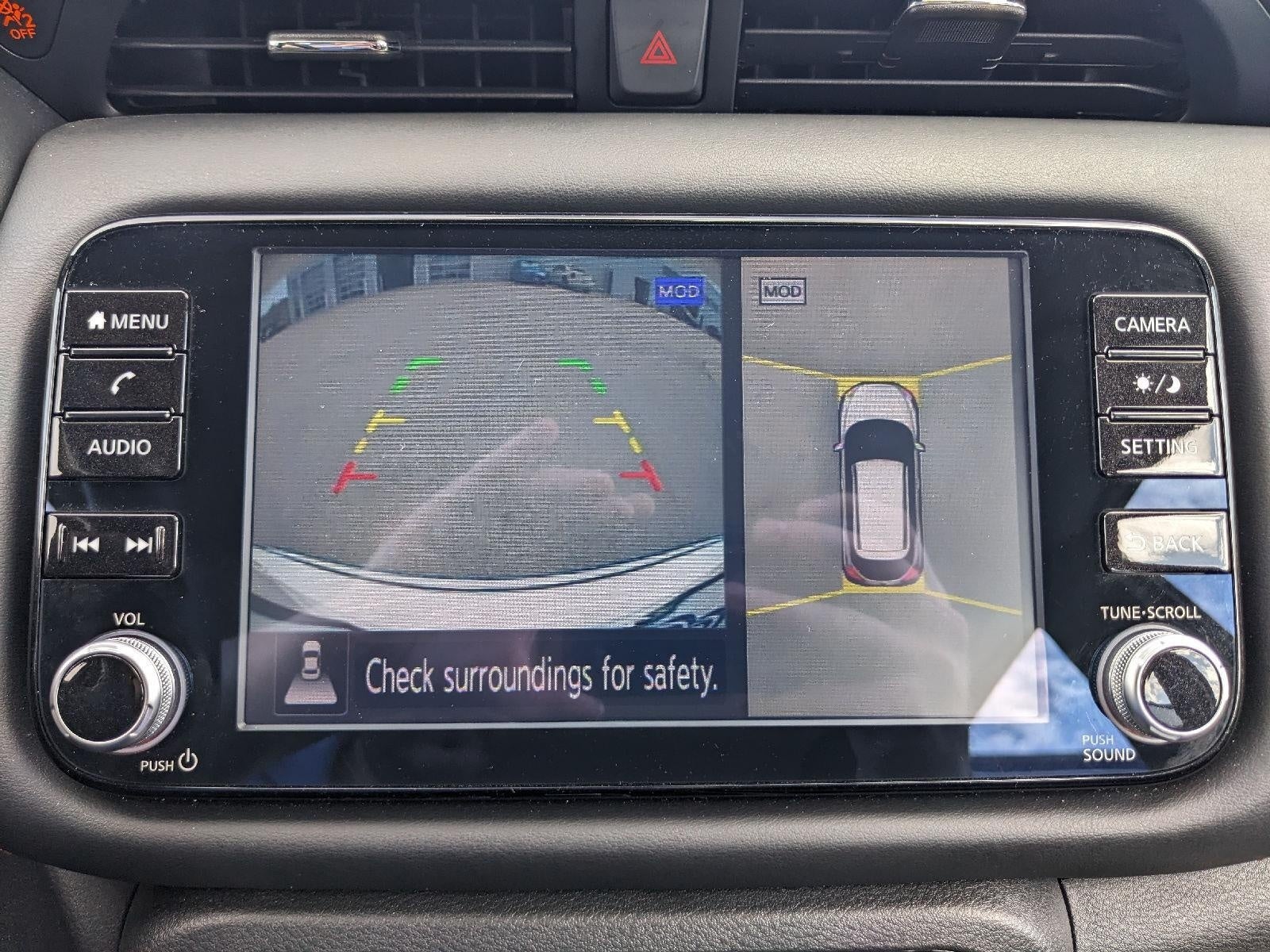 2021 Nissan Kicks SR