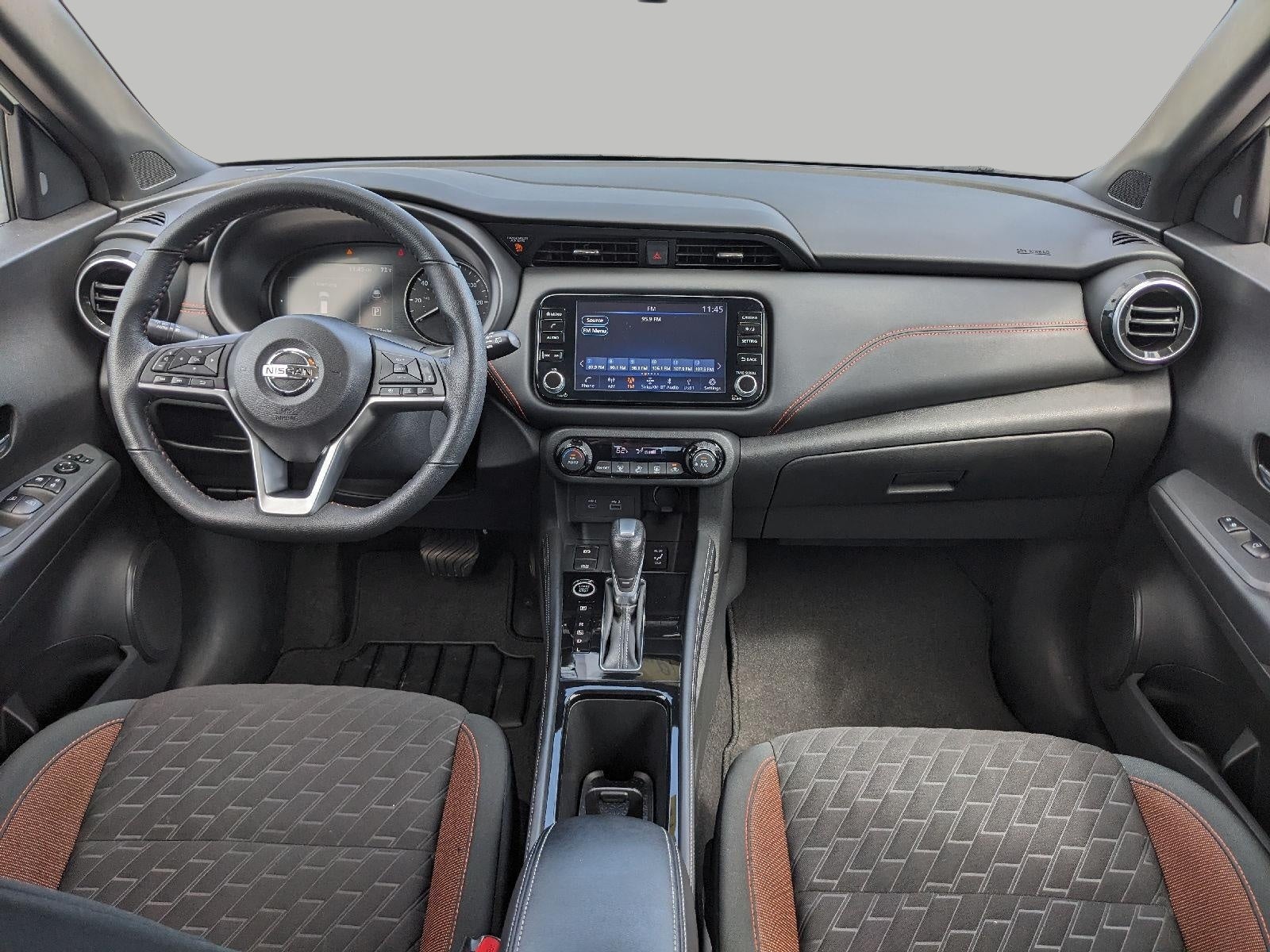 2021 Nissan Kicks SR