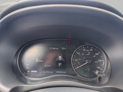 2021 Nissan Kicks SR