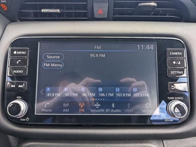 2021 Nissan Kicks SR