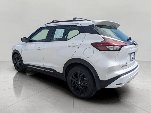 2021 Nissan Kicks SR