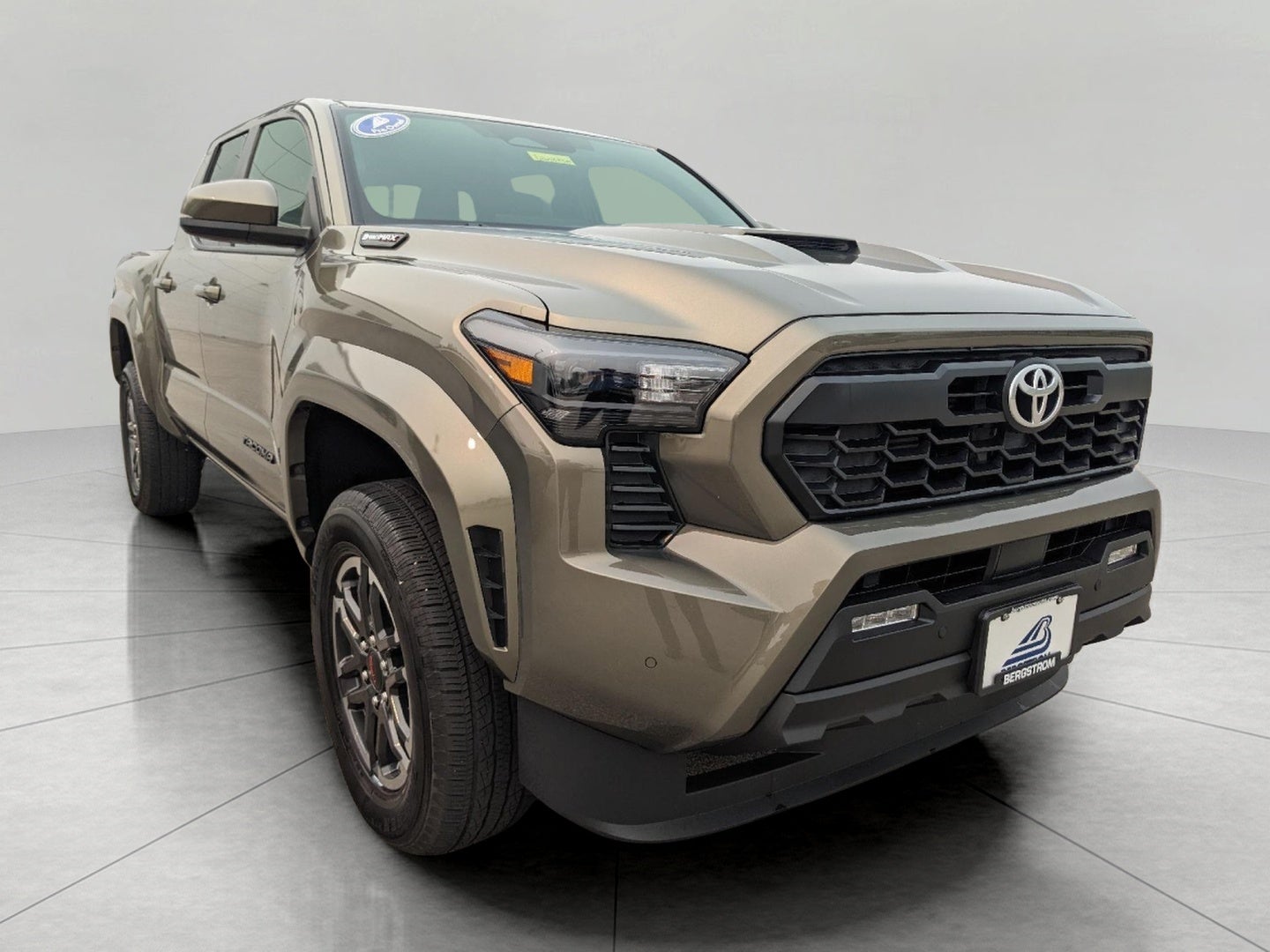2025 Toyota Tacoma TRD Sport Hybrid