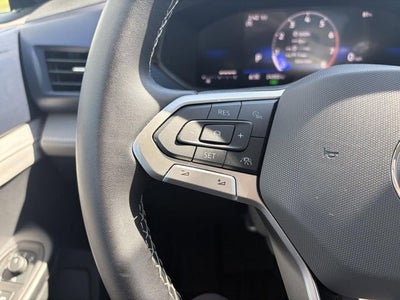 2024 Volkswagen Taos SE