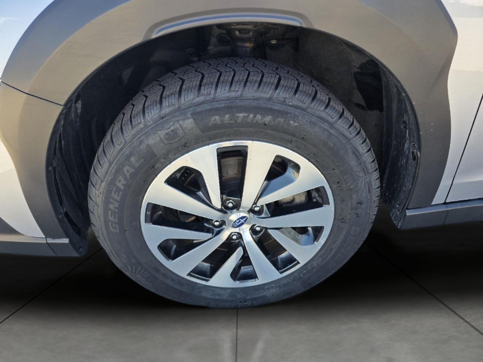 2024 Subaru Outback Premium