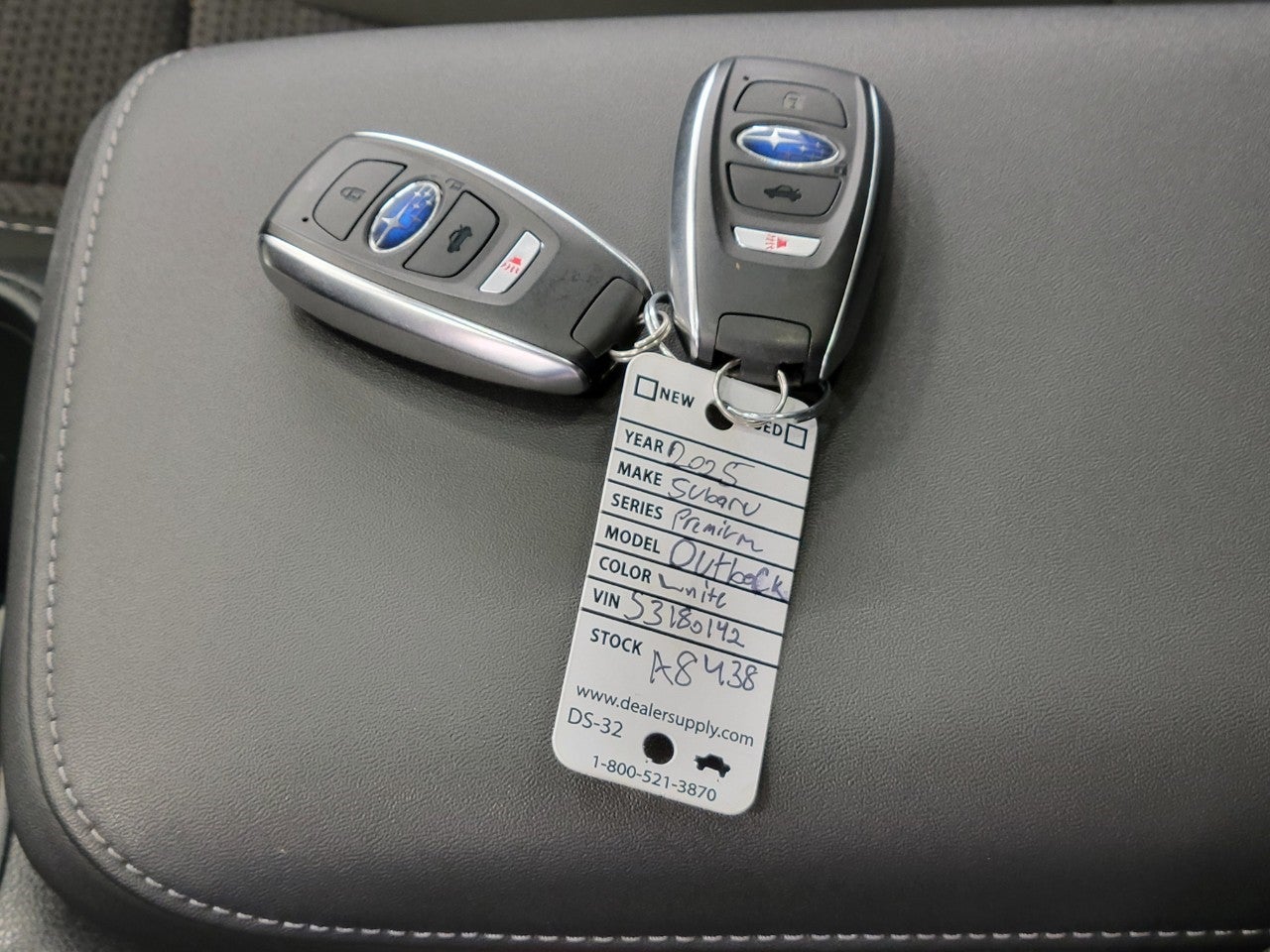 2025 Subaru Outback Premium