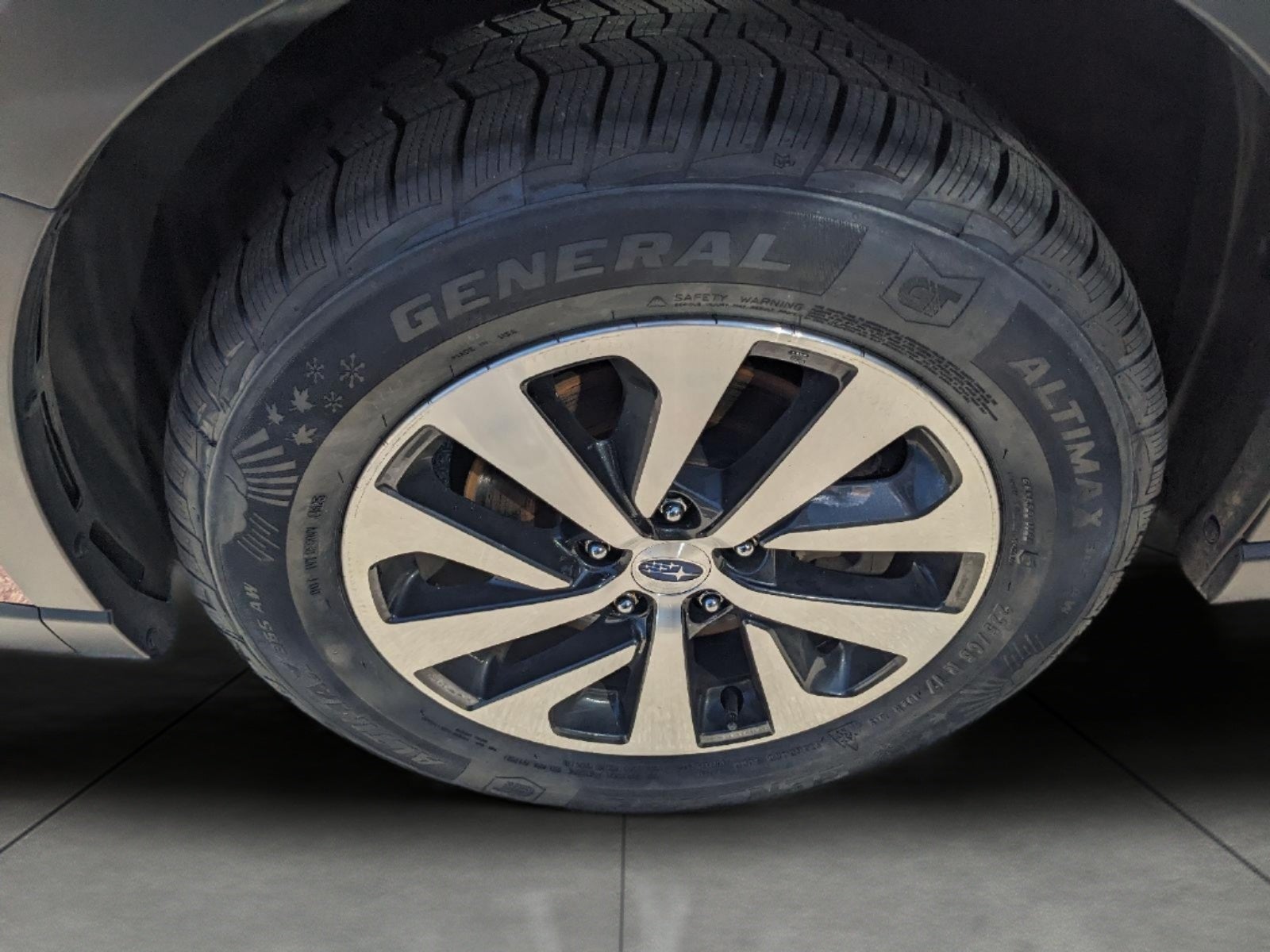 2024 Subaru Outback Premium