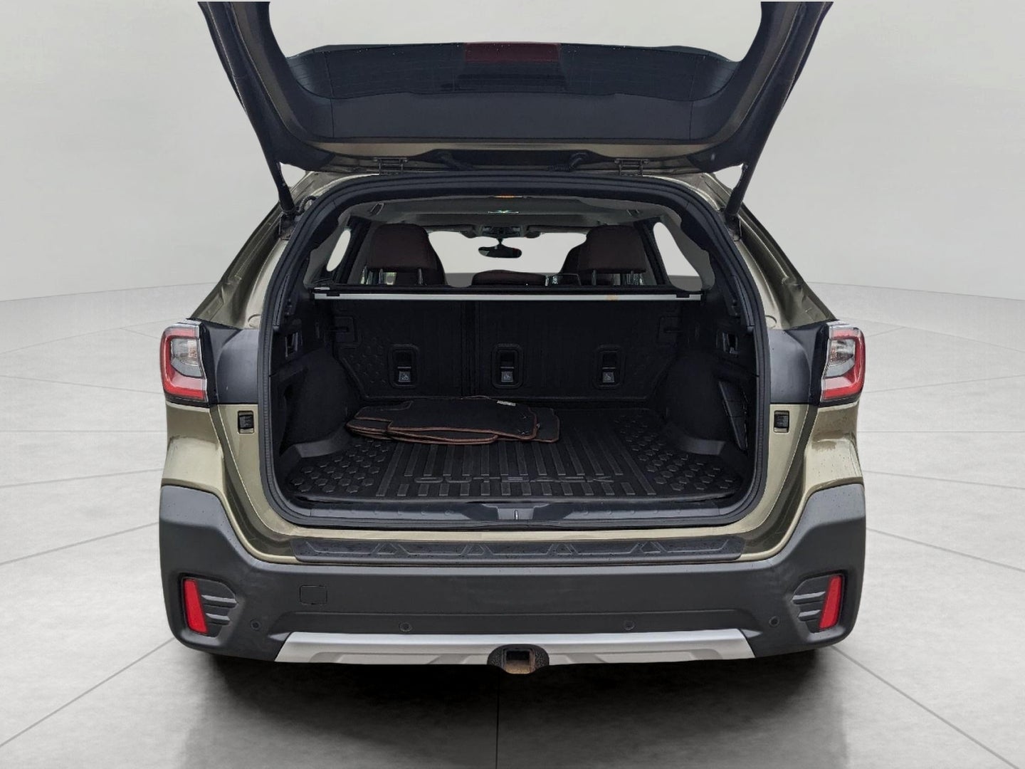 2022 Subaru Outback Touring XT