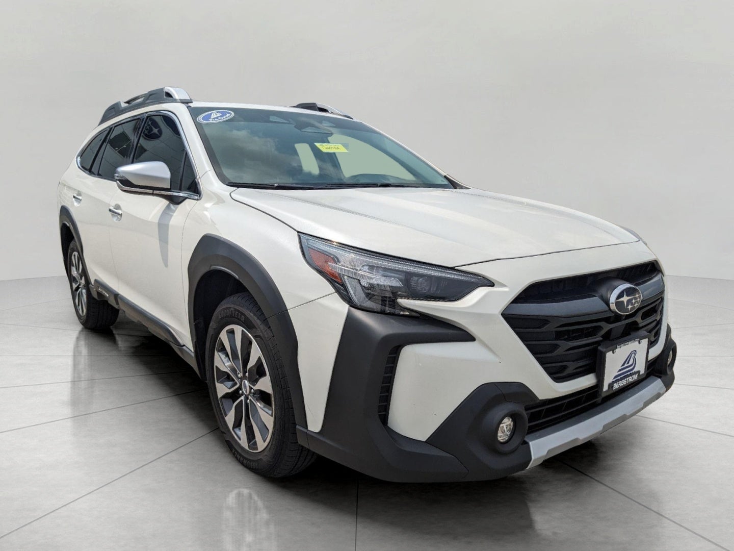 2023 Subaru Outback Touring XT