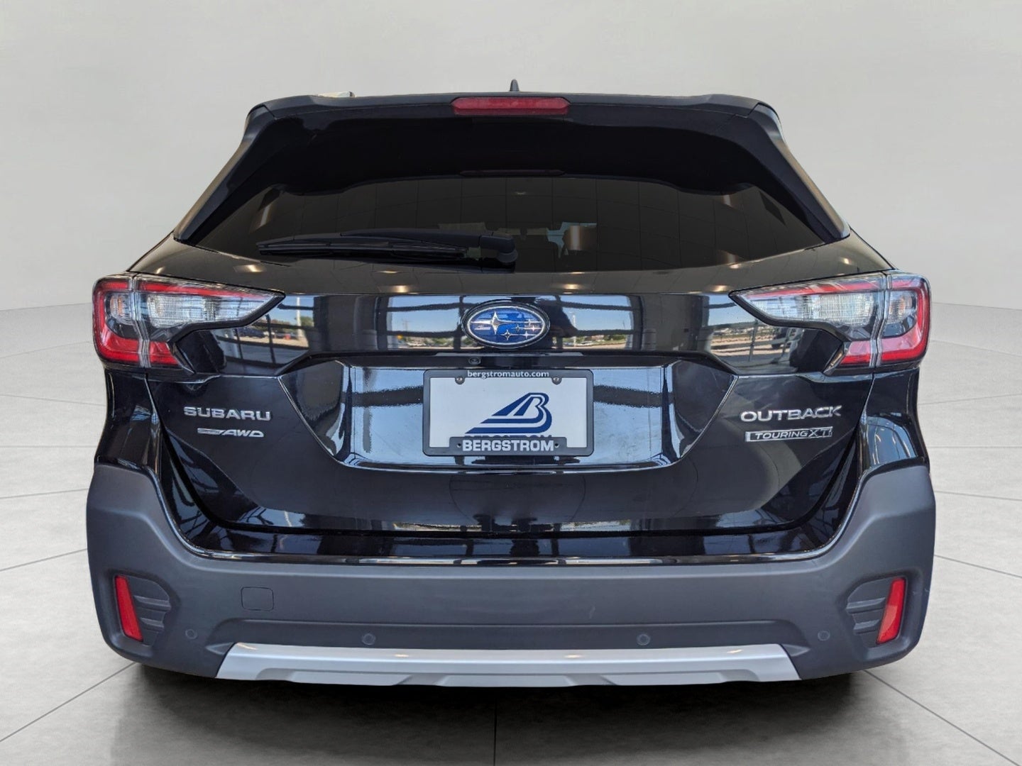 2022 Subaru Outback Touring XT