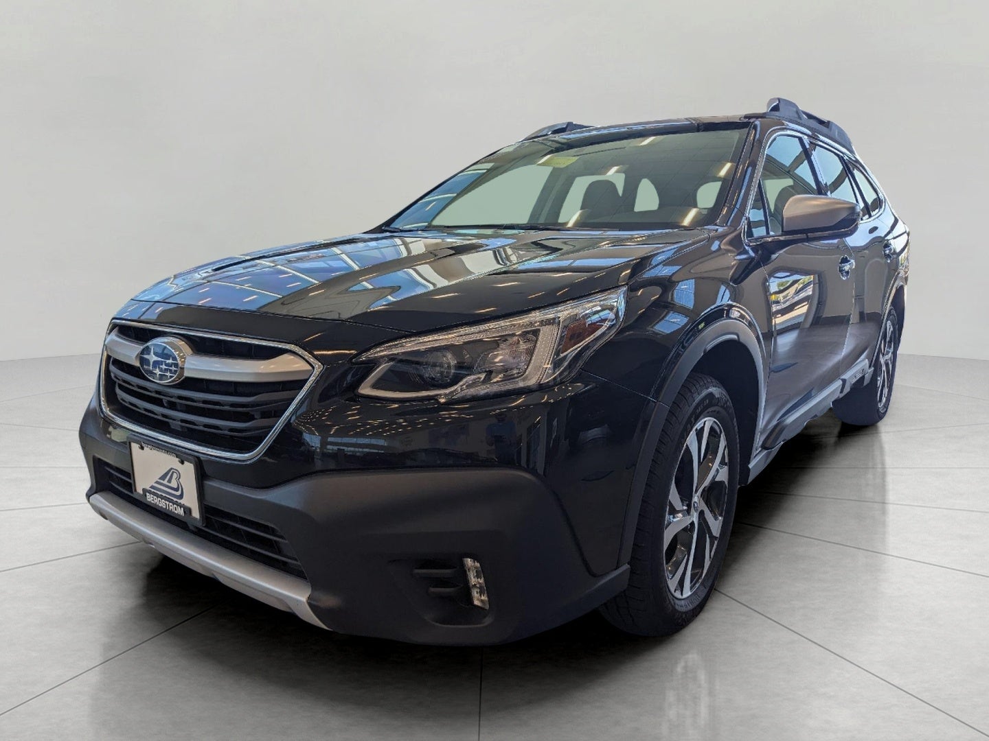 2022 Subaru Outback Touring XT