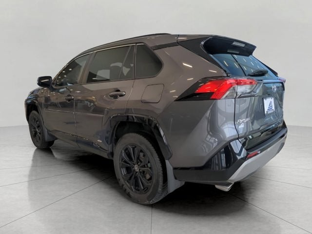 2022 Toyota RAV4 Hybrid SE