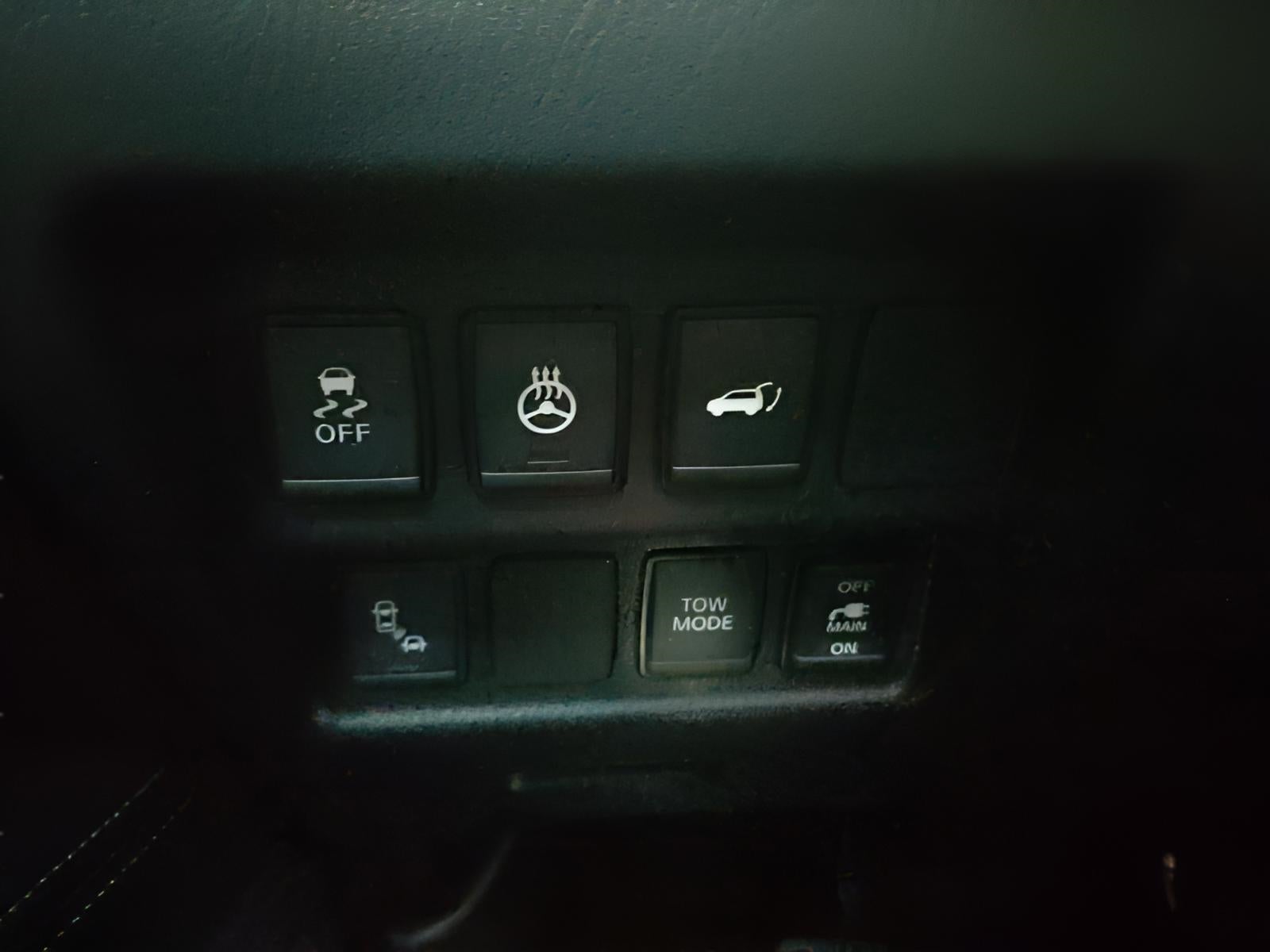 2018 Nissan Pathfinder SL