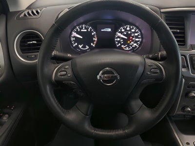 2018 Nissan Pathfinder SL