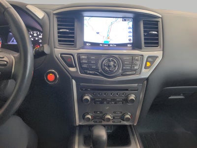 2018 Nissan Pathfinder SL