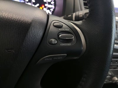 2018 Nissan Pathfinder SL