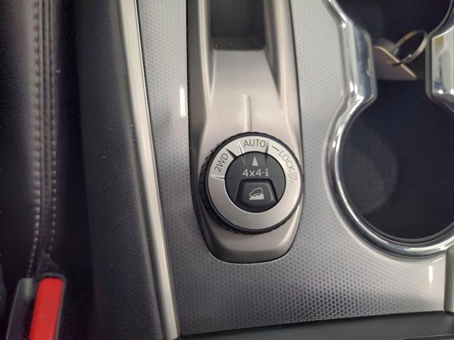 2018 Nissan Pathfinder SL