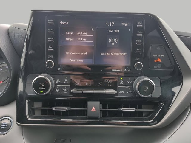 2022 Toyota Highlander LE