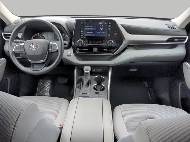 2022 Toyota Highlander LE