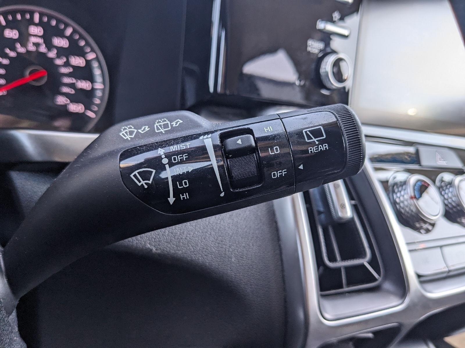 2022 Kia Sorento LX