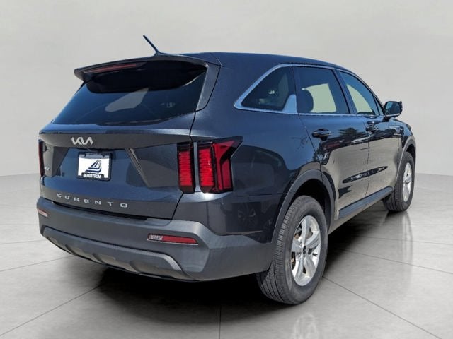 2022 Kia Sorento LX
