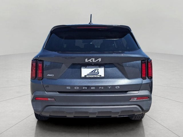 2022 Kia Sorento LX