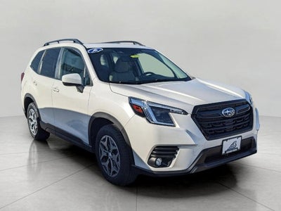 2024 Subaru Forester Premium