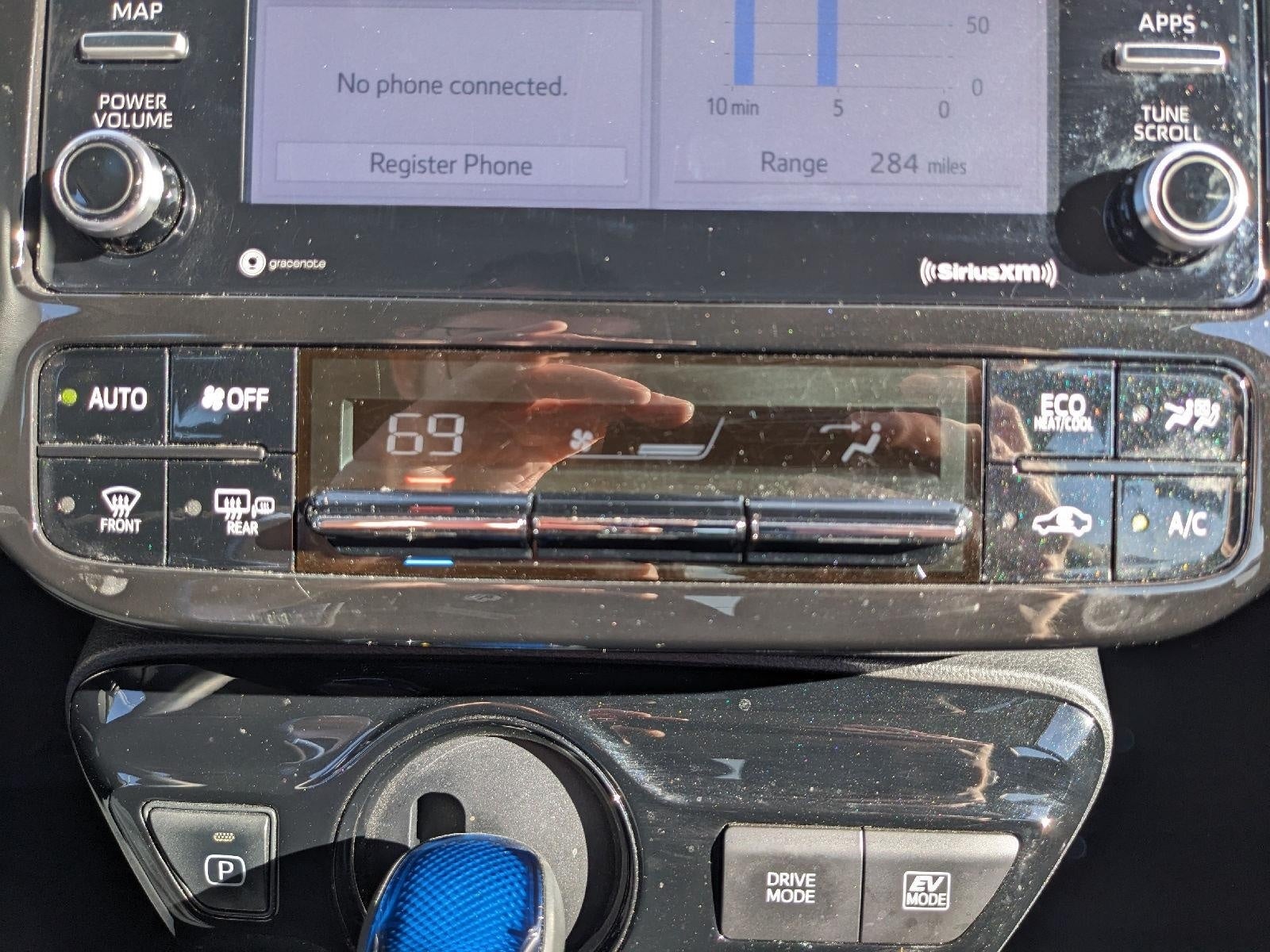 2021 Toyota Prius XLE