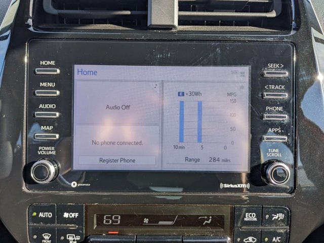 2021 Toyota Prius XLE