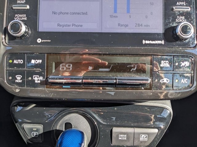2021 Toyota Prius XLE