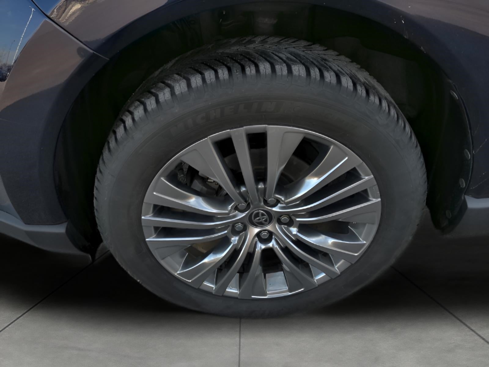 2021 Toyota Venza LE