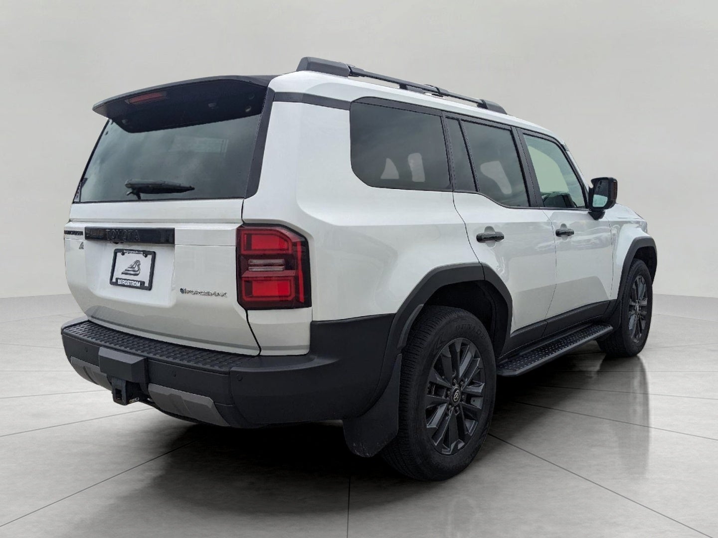 2024 Toyota Land Cruiser 4WD (Natl)