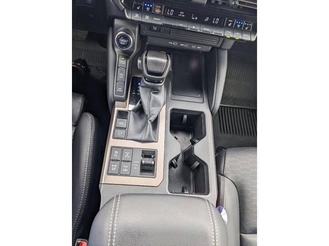 2024 Toyota Land Cruiser 4WD (Natl)