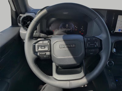 2025 Toyota Land Cruiser 4WD (Natl)