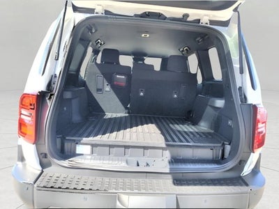 2025 Toyota Land Cruiser 4WD (Natl)