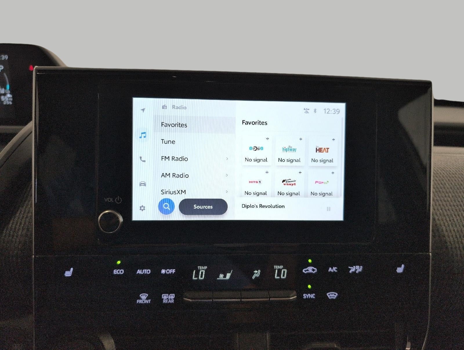 2024 Subaru Solterra Premium