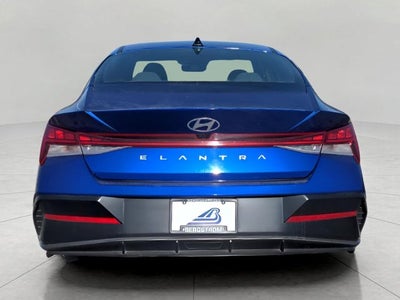2025 Hyundai Elantra SEL Convenience